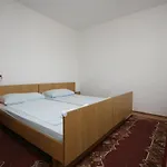 Appartement With Parking Space Cove Smokvica, Pag - 6314 *